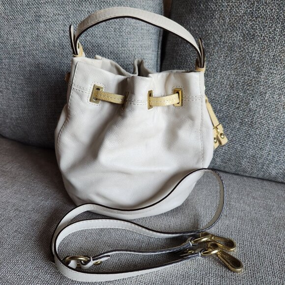 Coach Peyton Duffle Chalk w/ Chico's pink linen blouse - Picture 1 of 16